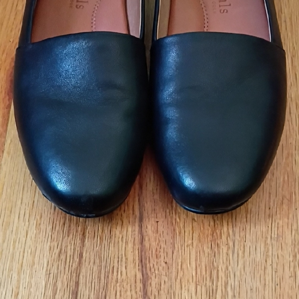 Gentle Souls Women's Black Leather Flats Size 8 - Picture 7 of 8